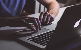 爱游戏-亚洲杯中国青年队逆转 球迷情绪高涨，亚洲杯中国男